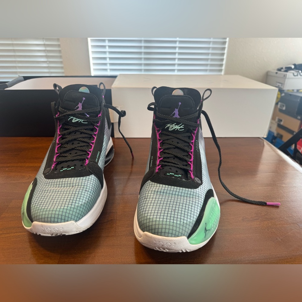 Air Jordan XXXIV Athletic Shoes - Picture 2 of 12
